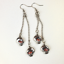 Charger l&#39;image dans la galerie, ED HARDY Earrings / Double Skull Earring
